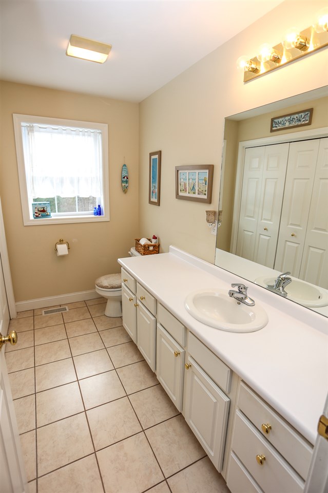 16 Continental Boulevard Rochester, NH 03867 - Photo 24 of 36