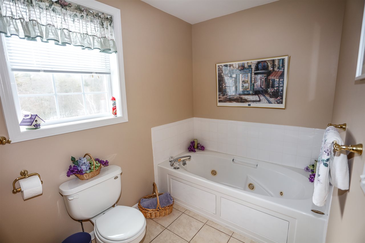 16 Continental Boulevard Rochester, NH 03867 - Photo 27 of 36