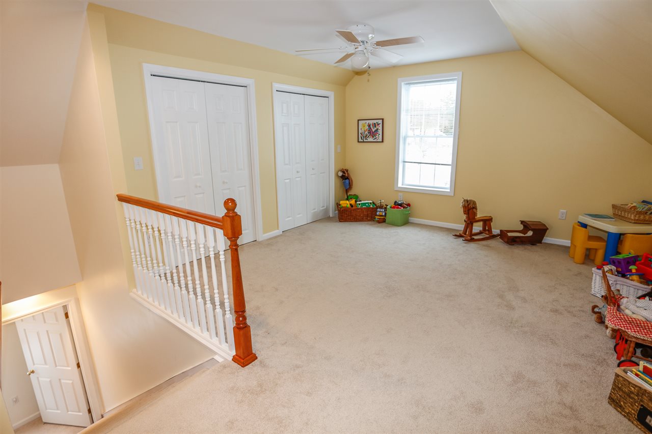 16 Continental Boulevard Rochester, NH 03867 - Photo 35 of 36