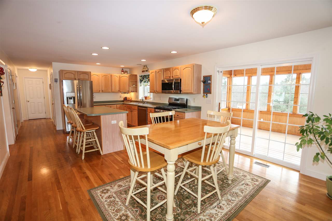 16 Continental Boulevard Rochester, NH 03867 - Photo 10 of 36