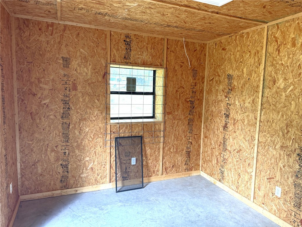5878 East Boone Prairie Road, Unit COUNTYROAD Franklin, TX 77856 - Photo 15 of 42 a view of a bathroom with a sink and a shower