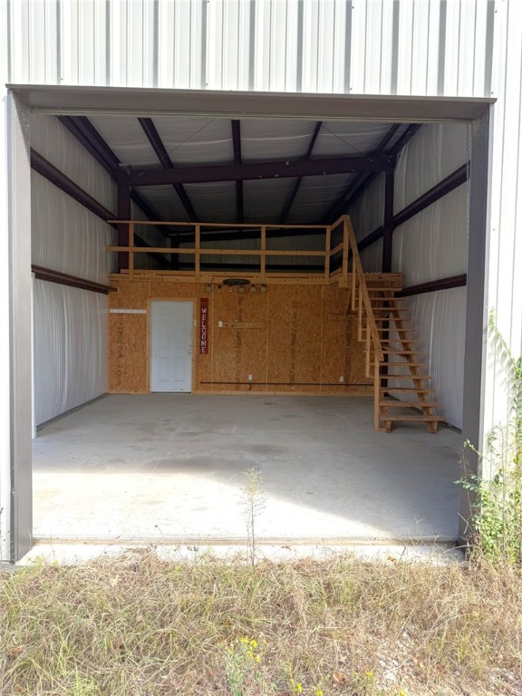5878 East Boone Prairie Road, Unit COUNTYROAD Franklin, TX 77856 - Photo 9 of 42 a view of a room with window