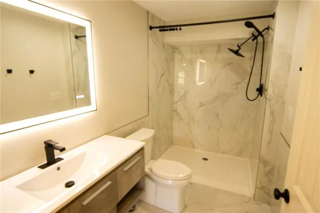 $550,000 | 3804 Kingston Court, St. Joseph, MO 64506