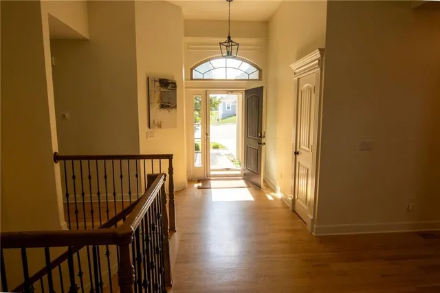 $550,000 | 3804 Kingston Court, St. Joseph, MO 64506