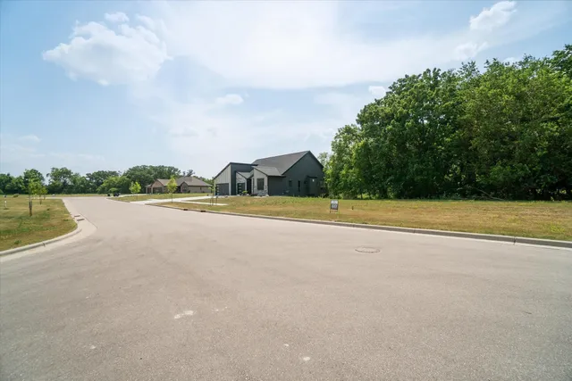 $98,498 | 2718 Rachel Terrace, Beloit, WI 53511