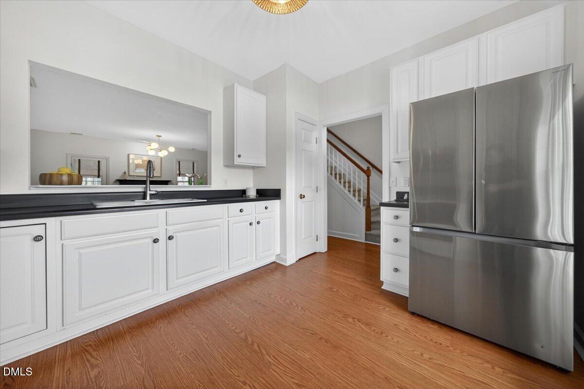 8708 Belford Valley Lane Raleigh, NC 27615 - Photo 5 of 27 18-8708BelfordValleyLnRaleighNC27615_018