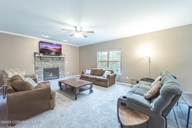 $595,000 | 6108 Highpoint Court, East Stroudsburg, PA 18301