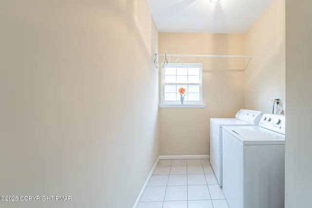 $595,000 | 6108 Highpoint Court, East Stroudsburg, PA 18301