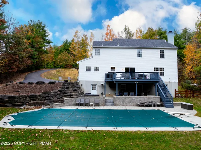 $595,000 | 6108 Highpoint Court, East Stroudsburg, PA 18301