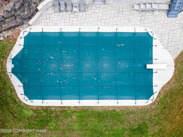 $595,000 | 6108 Highpoint Court, East Stroudsburg, PA 18301