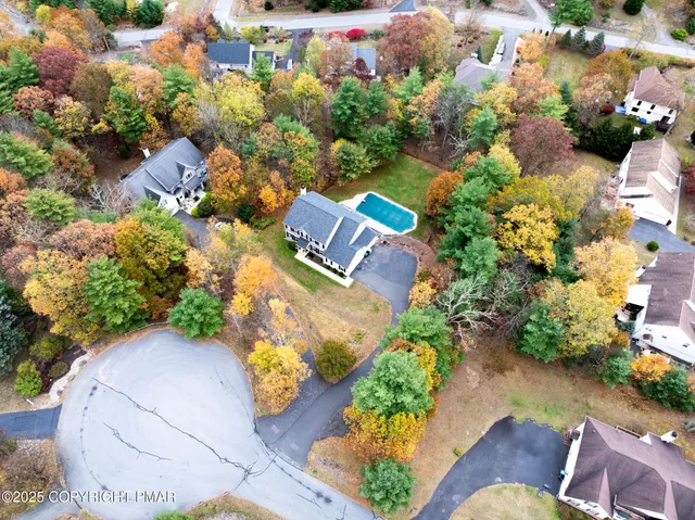 $595,000 | 6108 Highpoint Court, East Stroudsburg, PA 18301