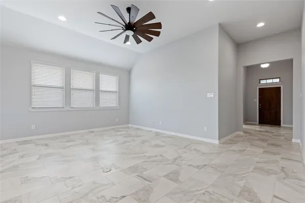 $2,690 | 912 Slate Lane, Celina, TX 75009