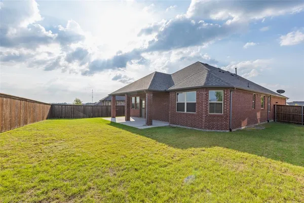 $2,690 | 912 Slate Lane, Celina, TX 75009