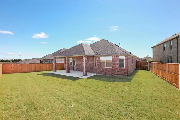 $2,690 | 912 Slate Lane, Celina, TX 75009