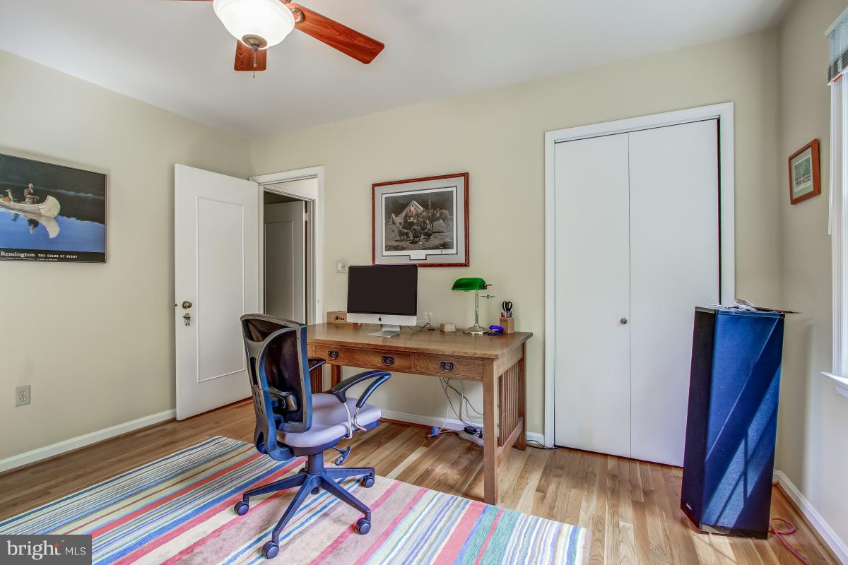 1814 Cranberry Lane Reston, VA 20191 - Photo 23 of 30 a workspace with furniture and wooden floor