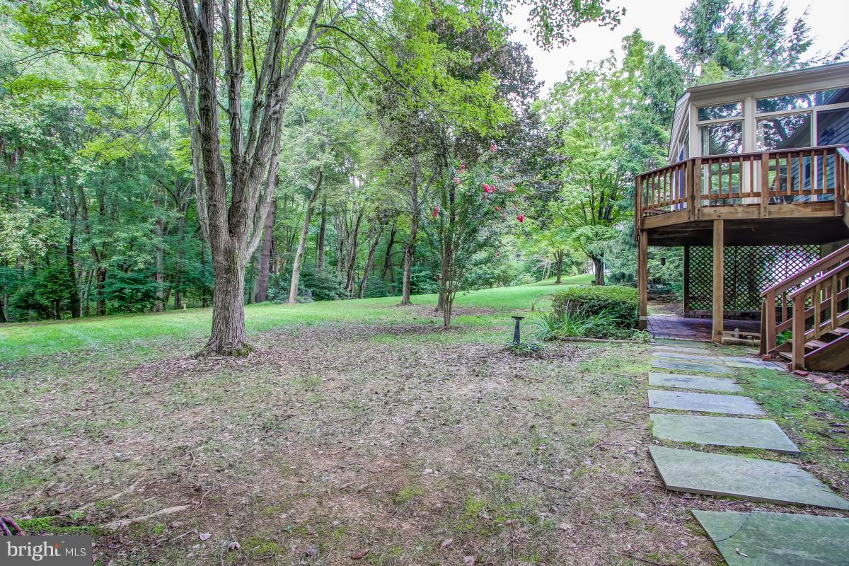 1814 Cranberry Lane Reston, VA 20191 - Photo 28 of 30 a view of outdoor space with deck and yard