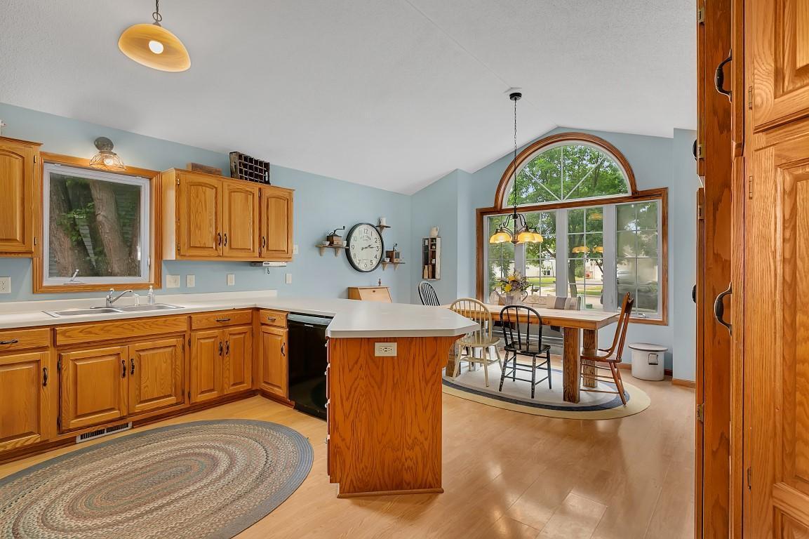 3154 Crescent Ridge Trail St. Cloud, MN 56301 - Photo 8 of 47 Gallery Image 8