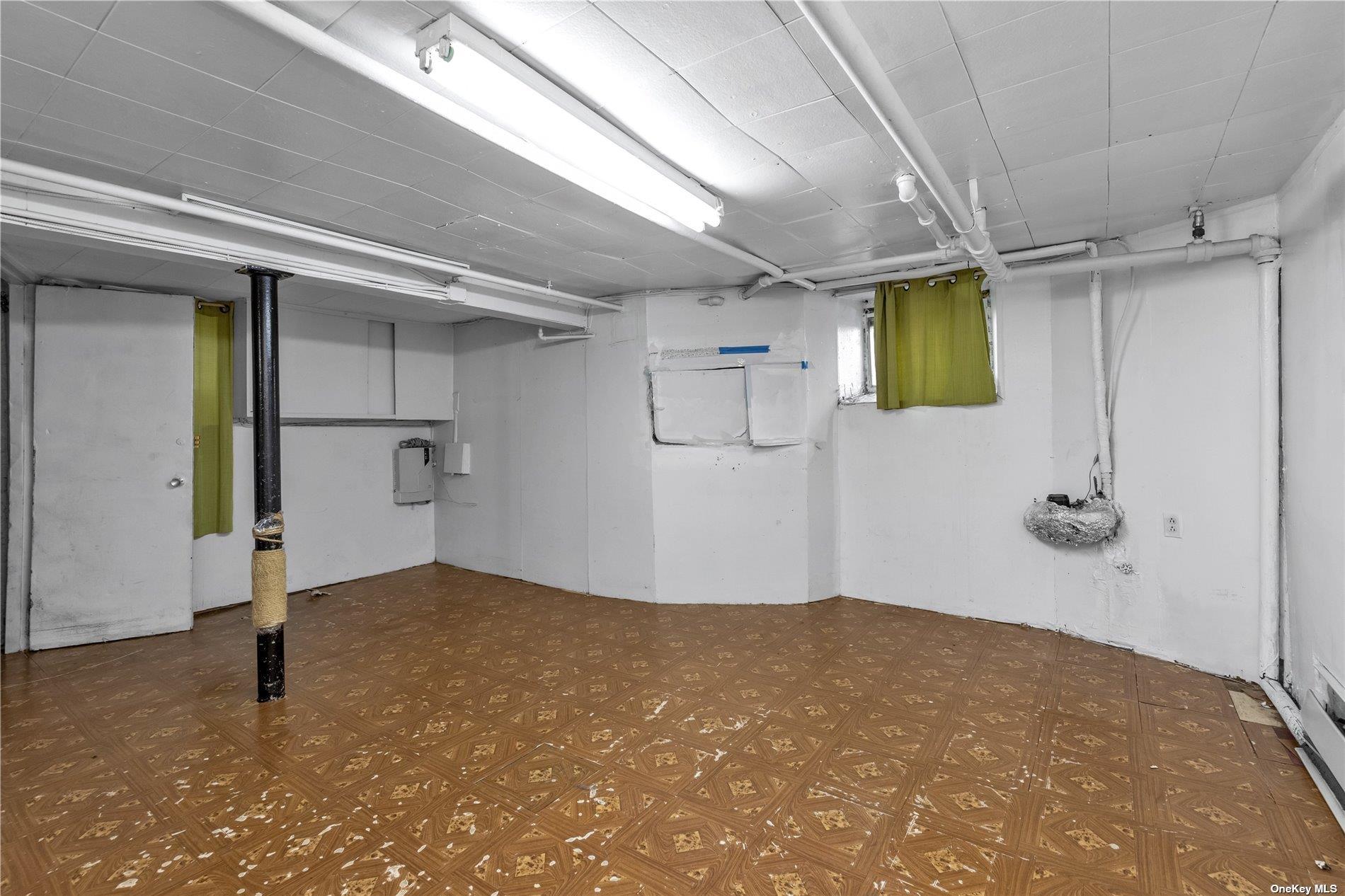 111-24 Northern Boulevard Queens, NY 11368 - Photo 23 of 29 a view of empty room