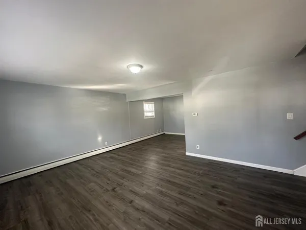 $3,495 | 19 Baldwin Road, Edison, NJ 08817