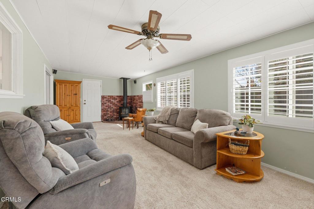 1256 Rugby Avenue Ventura, CA 93004 - Photo 16 of 33