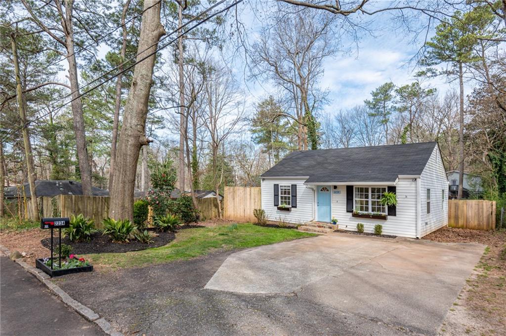 2234 Brunswick Avenue Southeast Decatur, GA 30032 - Photo 3 of 25