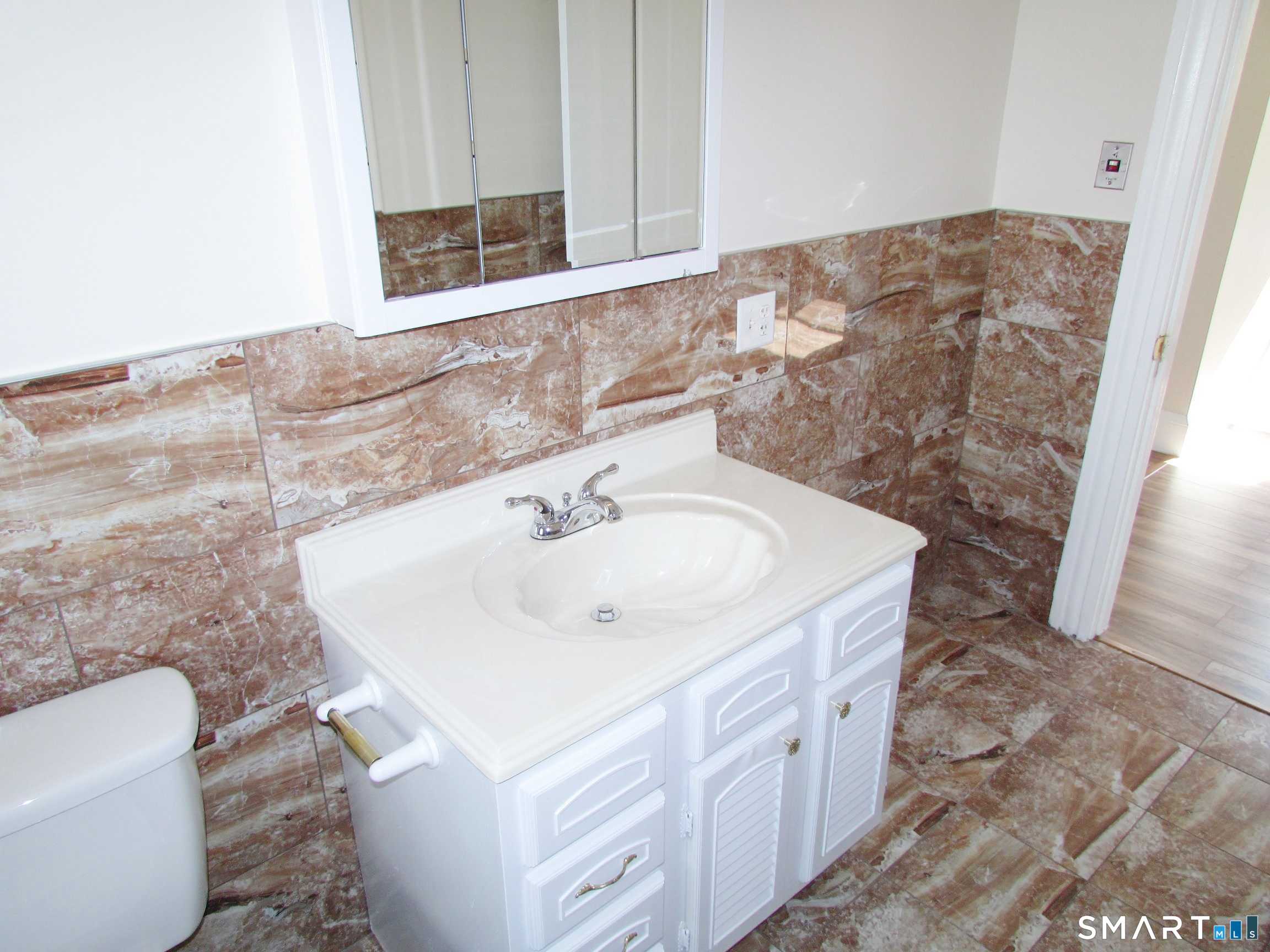 108 Culvert Street Torrington, CT 06790 - Photo 14 of 23