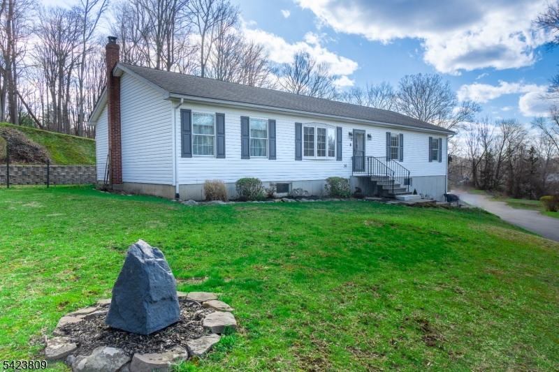 30 Buttzville Road Oxford, NJ 07863 - Photo 2 of 35
