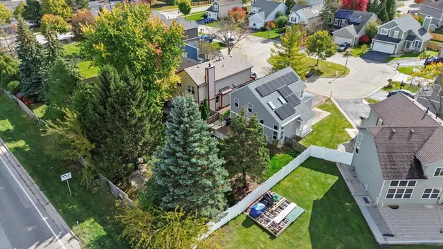 $299,000 | 606 London Court, Round Lake Beach, IL 60073