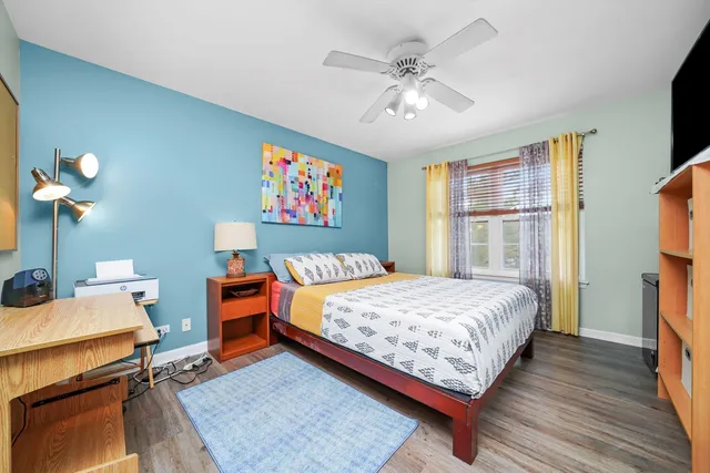 $299,000 | 606 London Court, Round Lake Beach, IL 60073