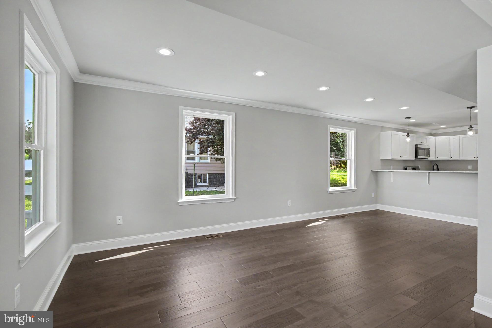 7501 Riddle Avenue Baltimore, MD 21224 - Photo 6 of 45