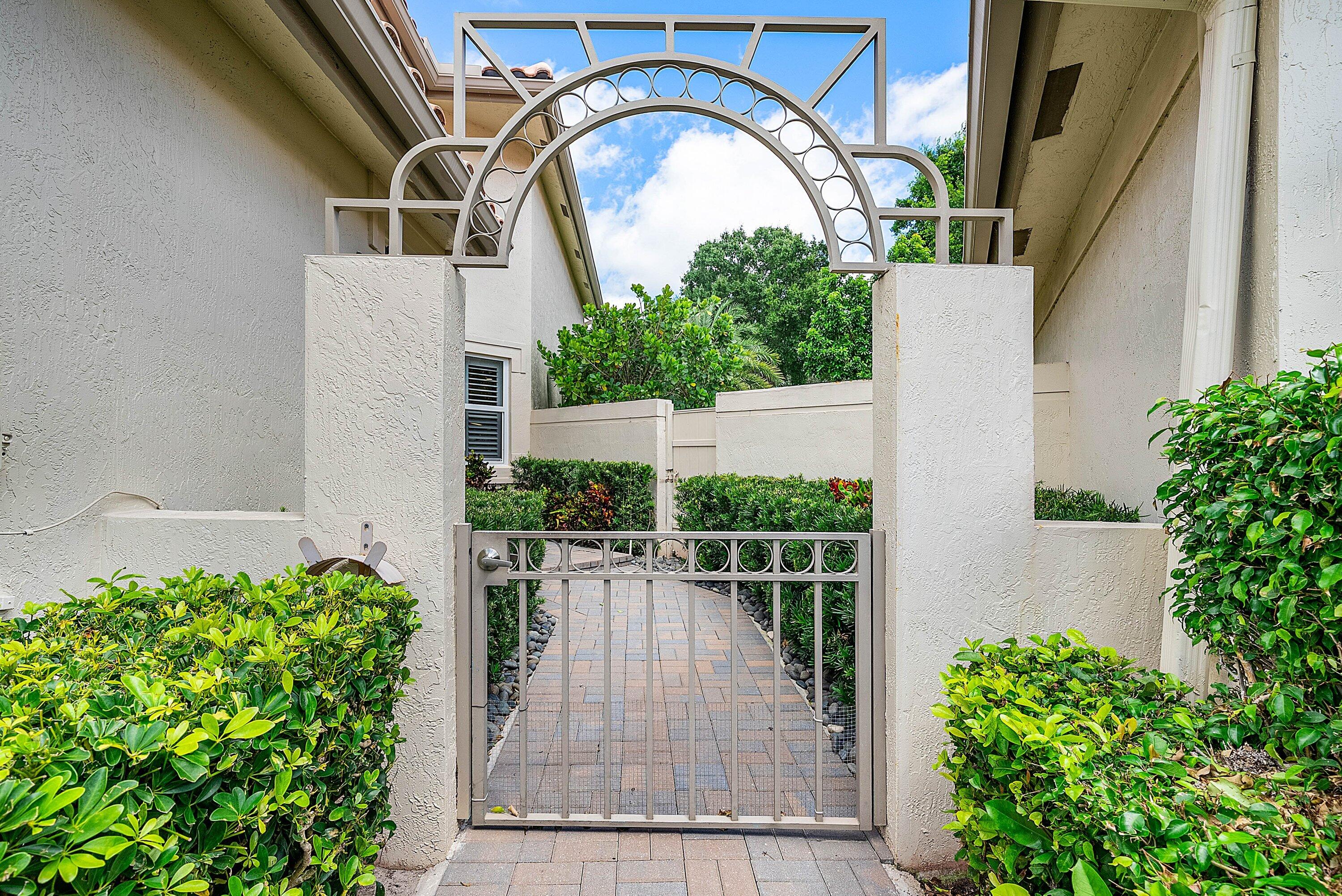 5338 Northwest 26th Circle Boca Raton, FL 33496 - Photo 4 of 68 005-5338Northwest26thCircle-BocaRaton-FL