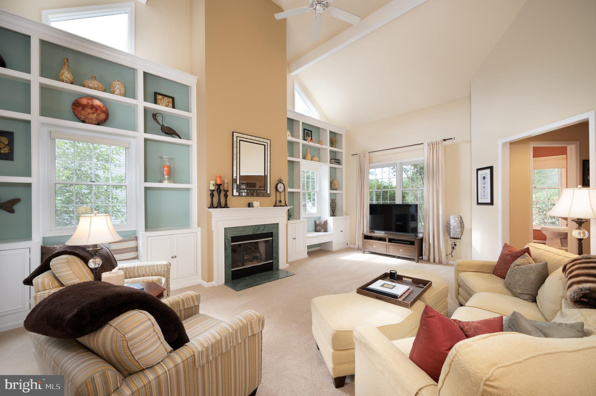 38 Arizona State Drive Newark, DE 19713 - Photo 14 of 39 Family room with gas fireplace