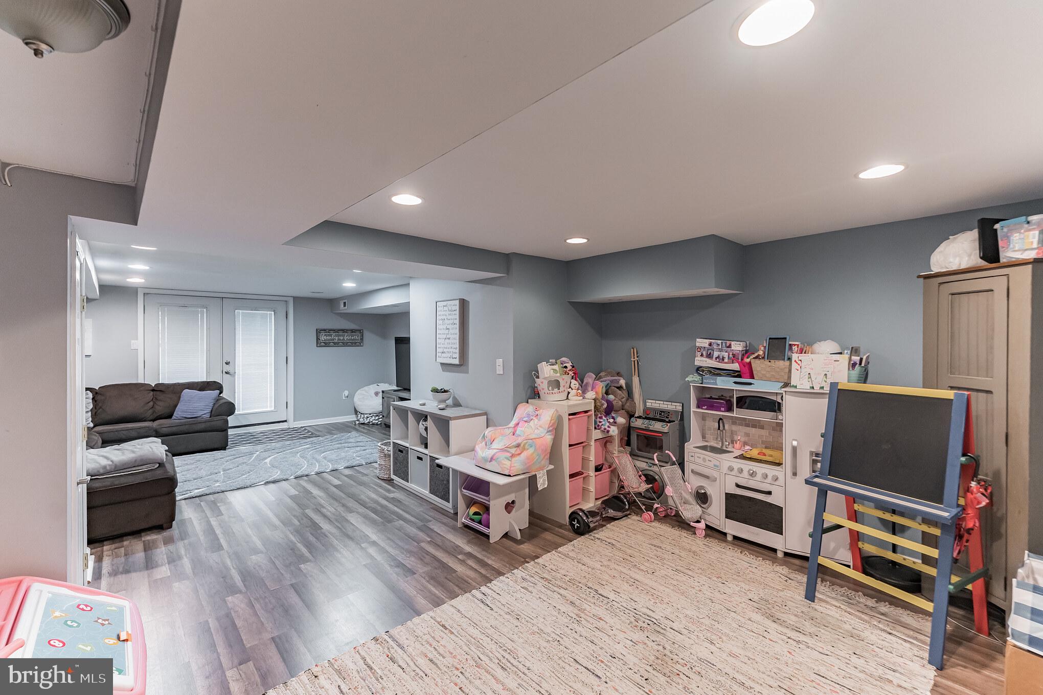 3590 Dows Road Philadelphia, PA 19154 - Photo 24 of 30 Gallery Image 24