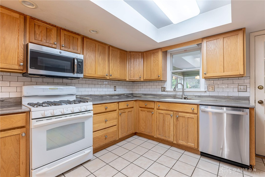 100 East Rahn Road Kettering, OH 45429 - Photo 8 of 50