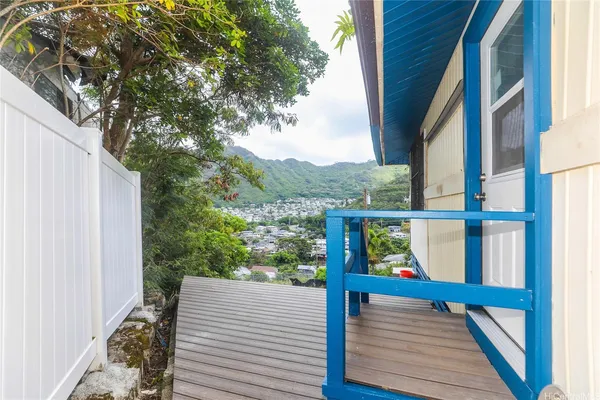 $1,500 | 2343 Kuahea Street, Honolulu, HI 96816