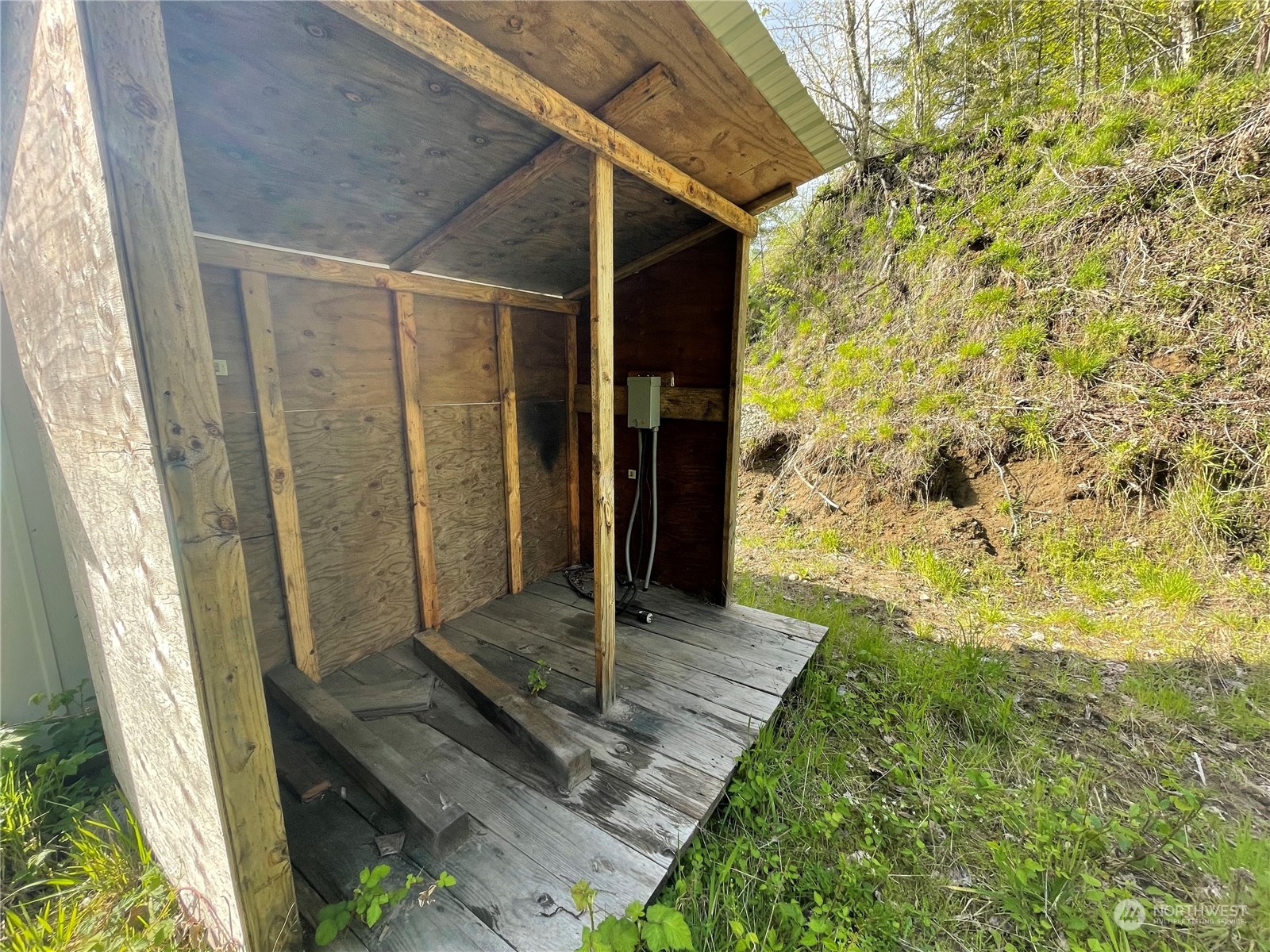 21635 Orville Road East Orting, WA 98360 - Photo 22 of 39