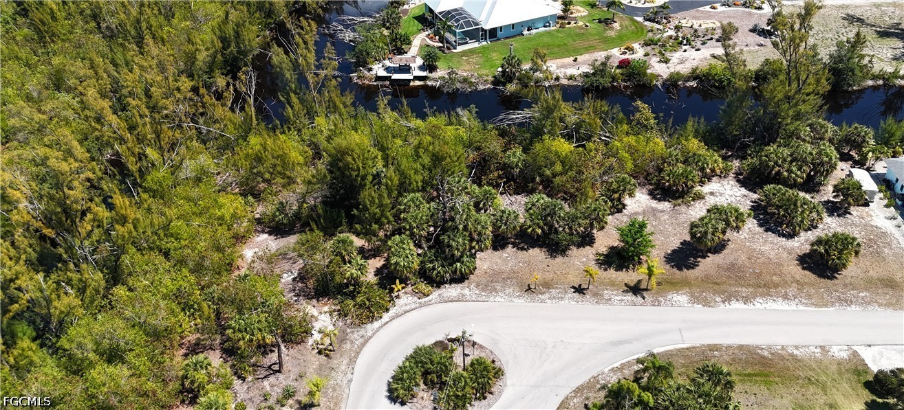 3940 Stabile Road St. James City, FL 33956 - Photo 9 of 11 Gallery Image 9