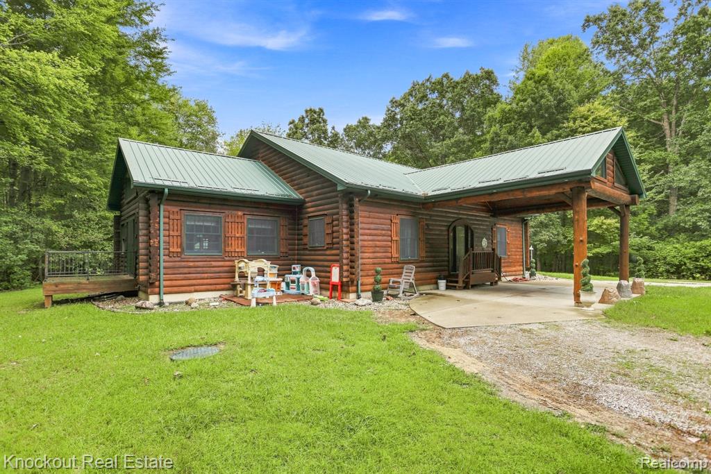8222 Moorish Road Birch Run, MI 48415 - Photo 10 of 80 Gallery Image 10