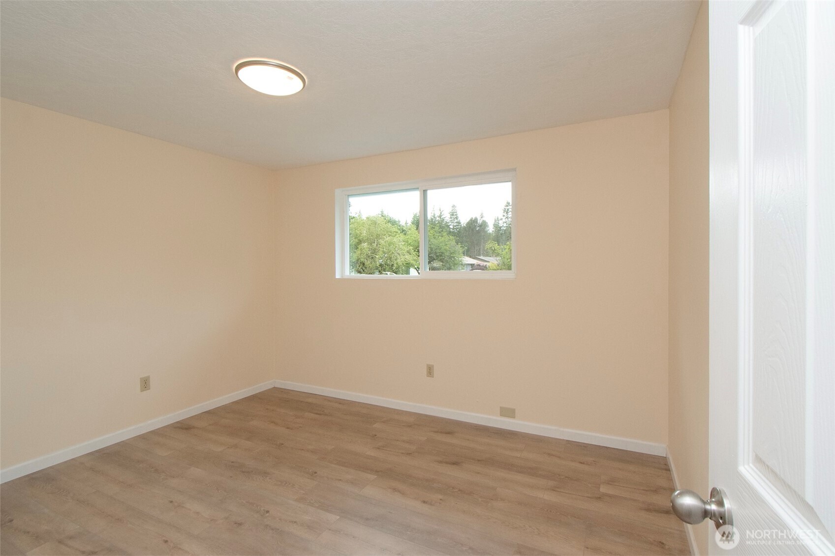 71 Whispering Firs Road Port Angeles, WA 98363 - Photo 16 of 40