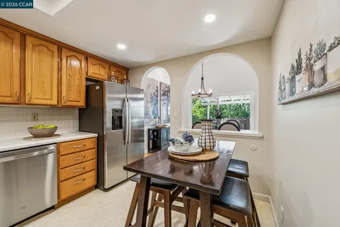 $979,000 | 1142 Glengarry Drive, Walnut Creek, CA 94596