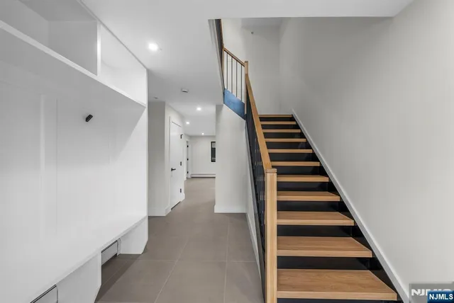 $7,999 | 1157 Inwood, Fort Lee, NJ 07024