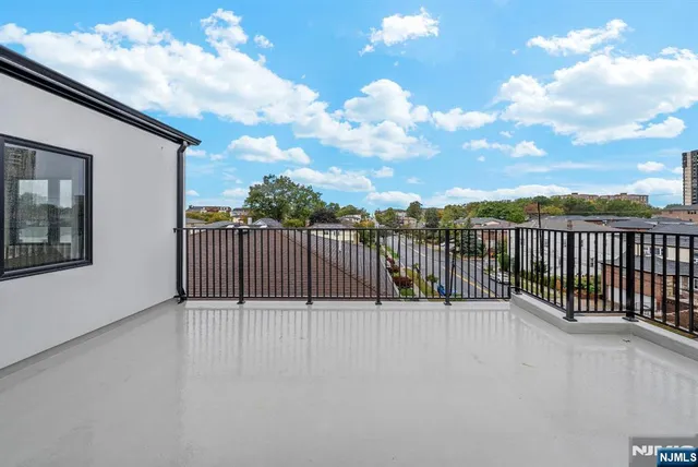 $7,999 | 1157 Inwood, Fort Lee, NJ 07024