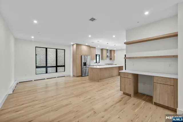 $7,999 | 1157 Inwood, Fort Lee, NJ 07024