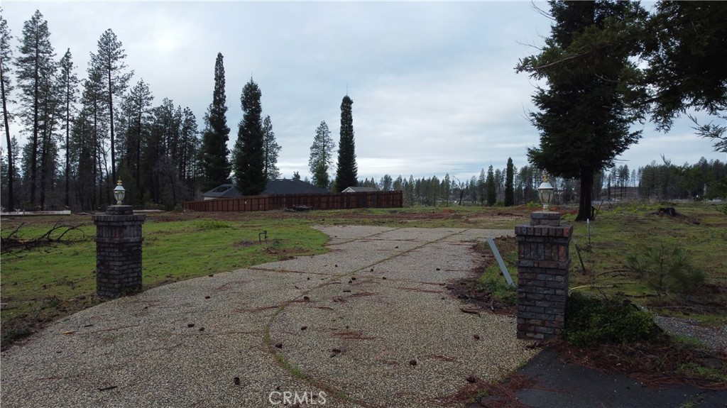 6881 Pentz Road Paradise, CA 95969 - Photo 2 of 10 a view of a park