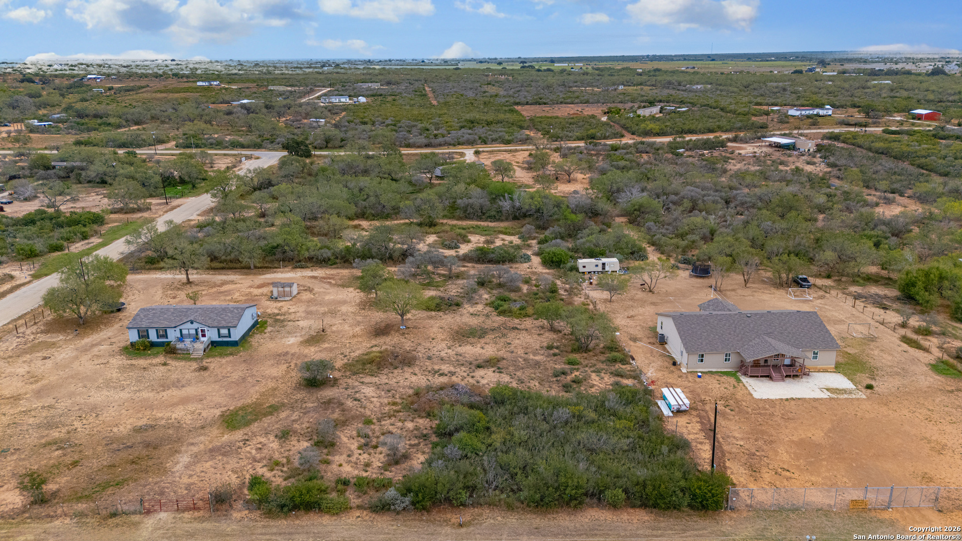 138 County Road 2665 Devine, TX 78016 - Photo 15 of 19