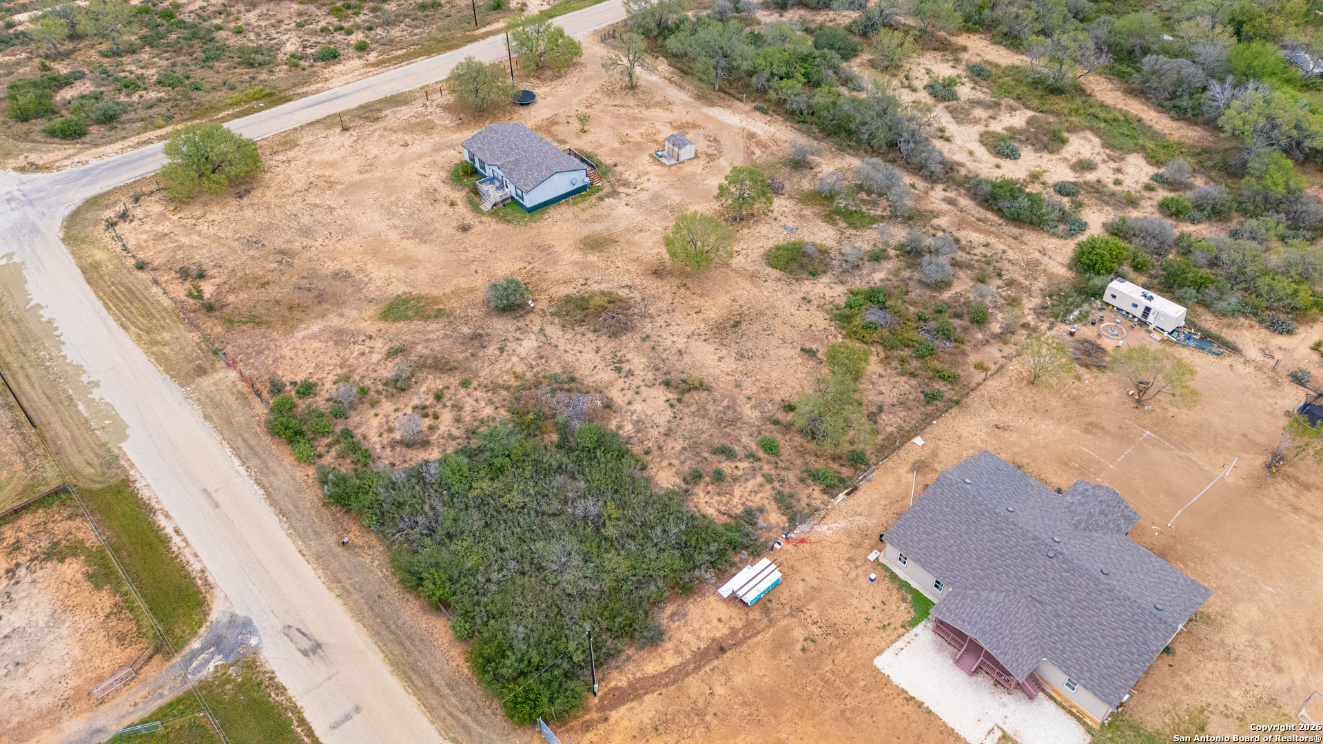 138 County Road 2665 Devine, TX 78016 - Photo 16 of 19