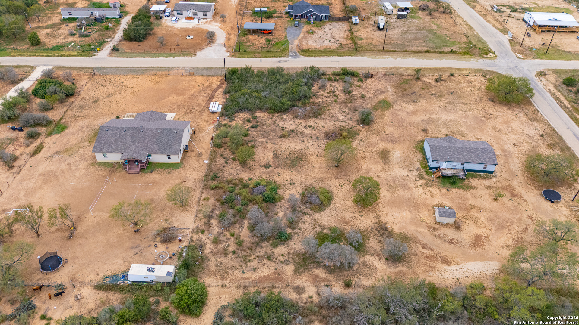 138 County Road 2665 Devine, TX 78016 - Photo 18 of 19