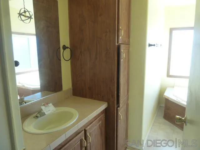 872 Tierra Del Sol Road Boulevard, CA 91905 - Photo 10 of 14 Gallery Image 10