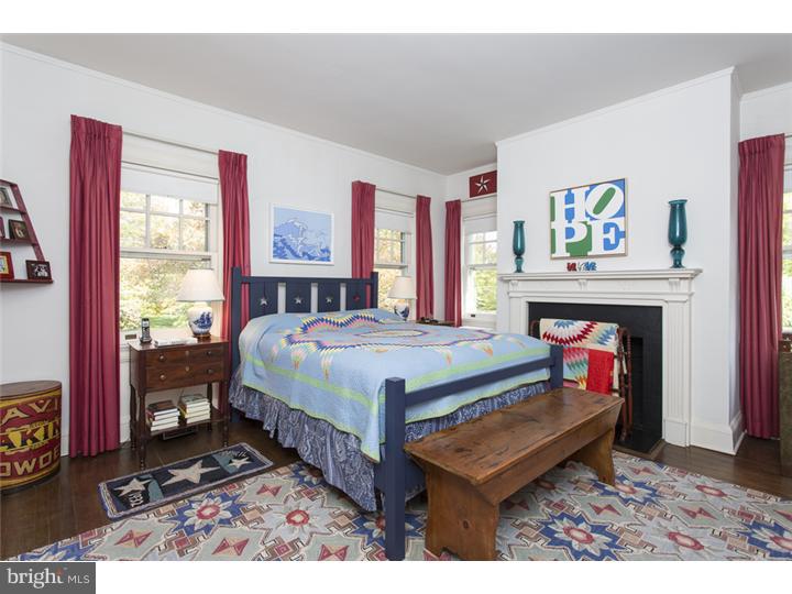 154 Library Place Princeton, NJ 08540 - Photo 12 of 23 Master Bedroom