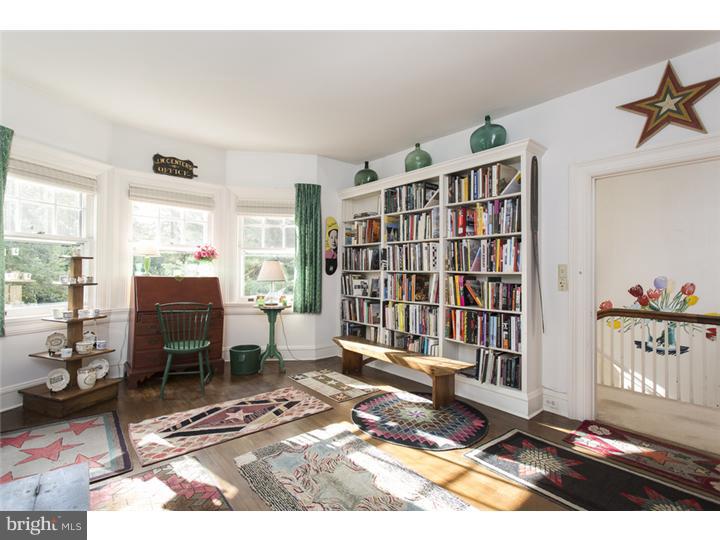 154 Library Place Princeton, NJ 08540 - Photo 14 of 23 Office / Study